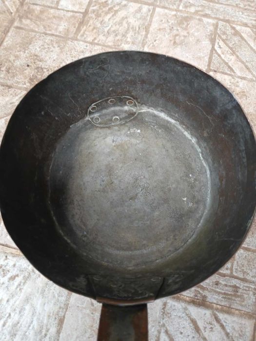 Стар меден тиган