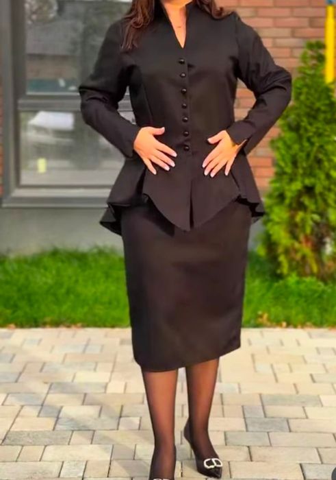 Продам костюм двойку подойдет на 48/50