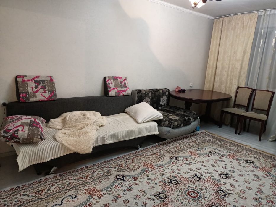 Продам 2 ух комнатнаую квартиру