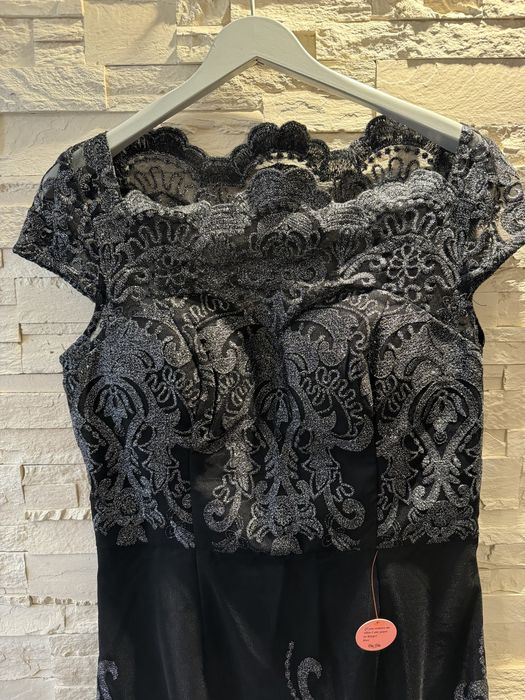 Официални рокли Chi Chi London