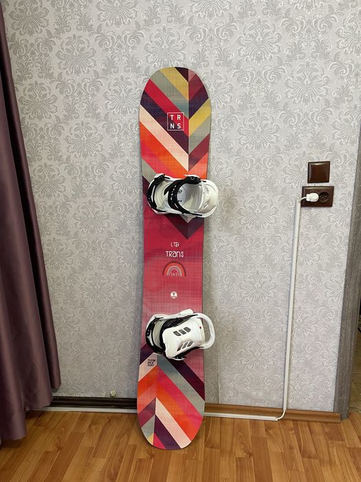 Placa snowboard 151 cm   Trans cu legaturi