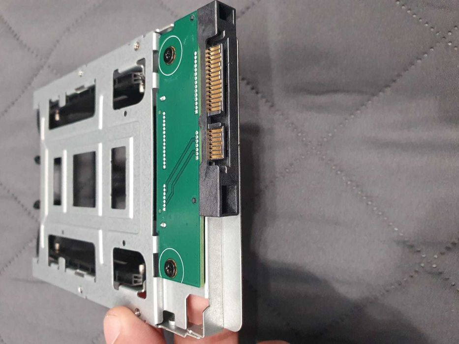 Adaptor SSD 2.5  to 3.5 SAS SATA HP Z820 Z840 Z4 Z6 Z8 G4 668261-001
