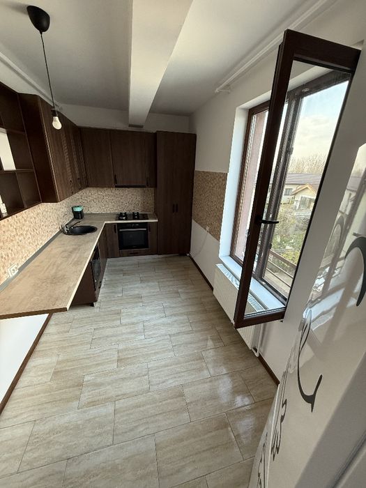 Apartament 2 camere+loc parcare, 62 mp, mobilat + balcon