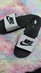 Nike papuci 44 defect estetic vezi poza