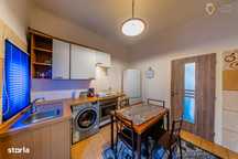 Apartament la casa de vanzare zona Boul Rosu