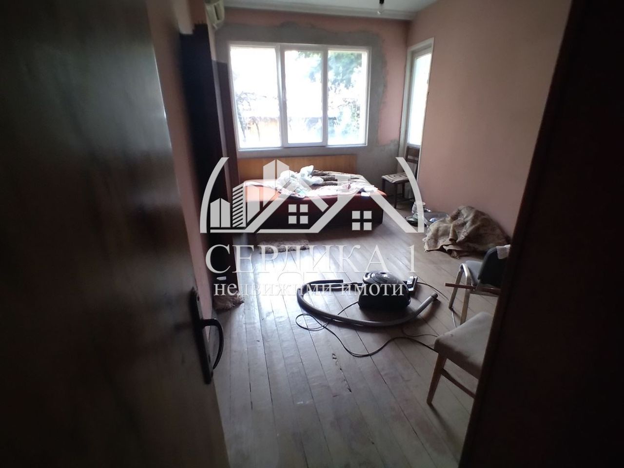 Продава се Многостаен апартамент в Благоевград, Идеален център - 100 кв.м за 1380 €/кв.м - Снимка #3