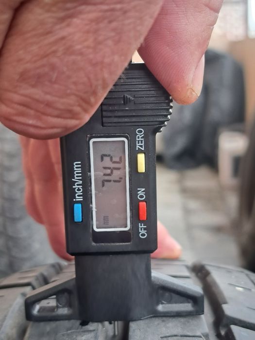 Бусови  стоманени джанти с лятни гуми 185 R 14C