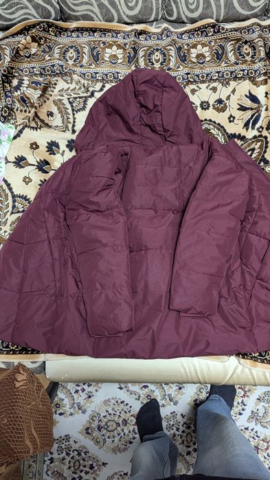 Продам курту новую зимнюю