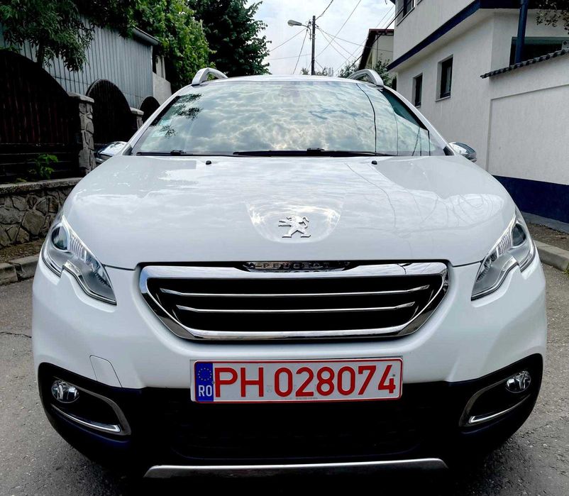 Peugeot 2008 1.2 PureTech Crossway