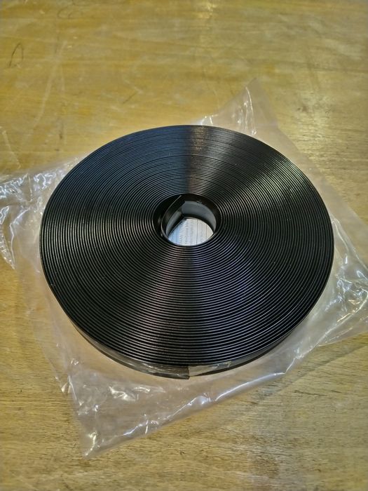 Гумиран протектор за алуминиева лайсна за каравана и кемпер