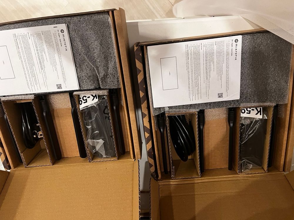 Беспроводная точка доступа MikroTik RB4011iGS+5HacQ2HnD-IN