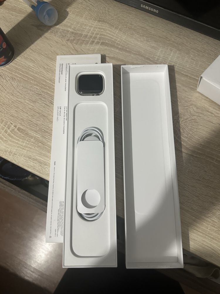 Часы Apple Watch Series 8