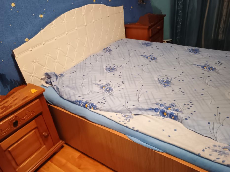 Pat de o persoană + saltea