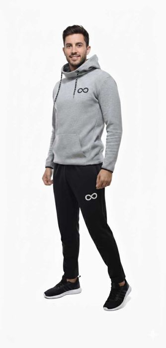 Оригинален спортен екип INFINITY – комфорт, стил и качество