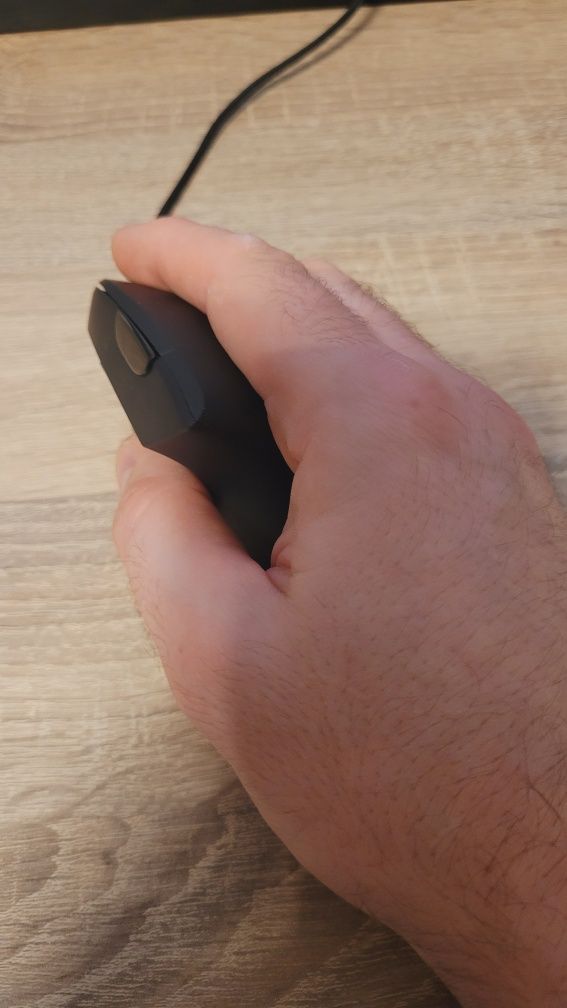 Mouse optic vertical negru cu LED. 5 butoane . ca nou. curier gratuit
