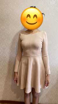 Женское платье 42 размер