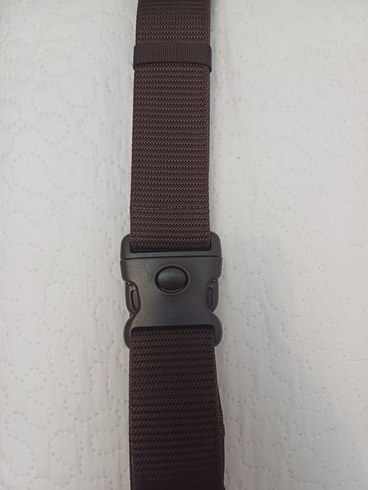 Curea armata potrivita pentru padurari,vanatori si drumetii.