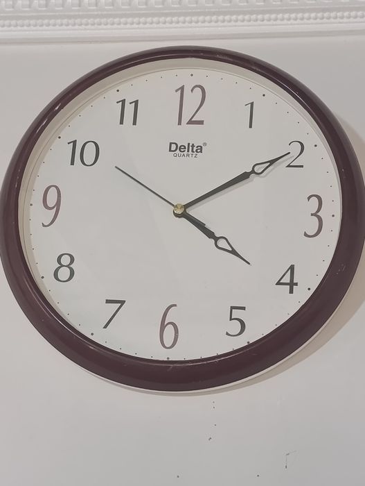 Продам настенные часы