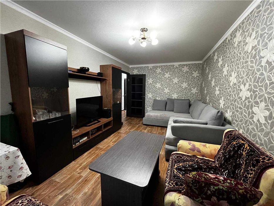 19 мкрн 3 комн Под залог без офиц дохода и без первонач взноса