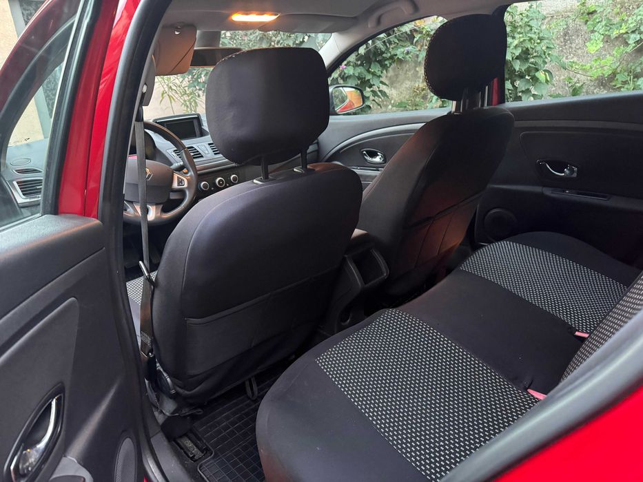 Renault Megane 3 1,5 dci ,110 CP