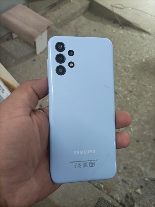Samsung A13 срочни сотилади