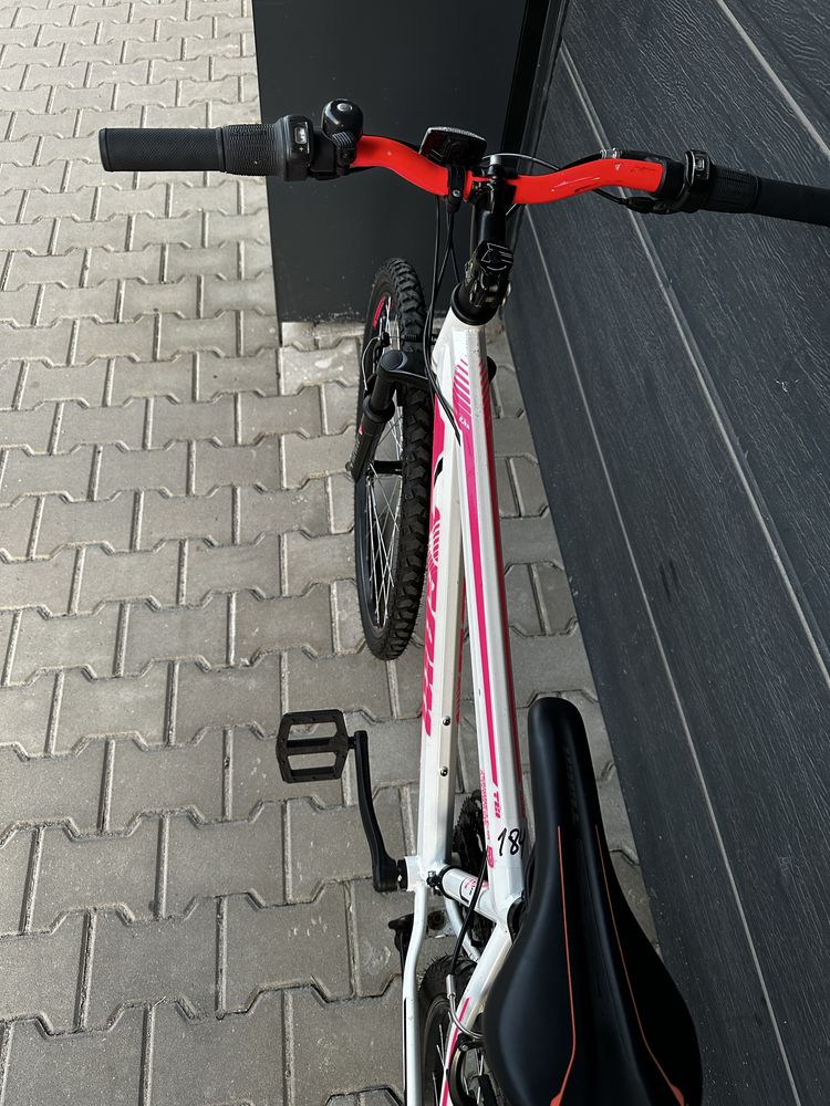 Дамски велосипед Team 26” 3x6 S/M”