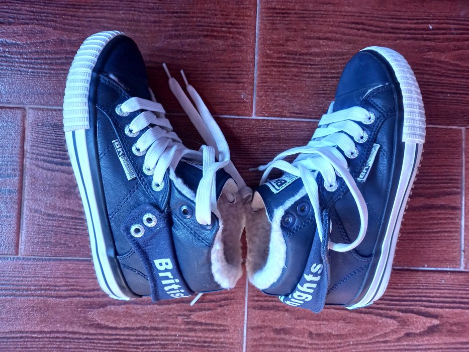 ghete piele British Knights original UK,NR.30