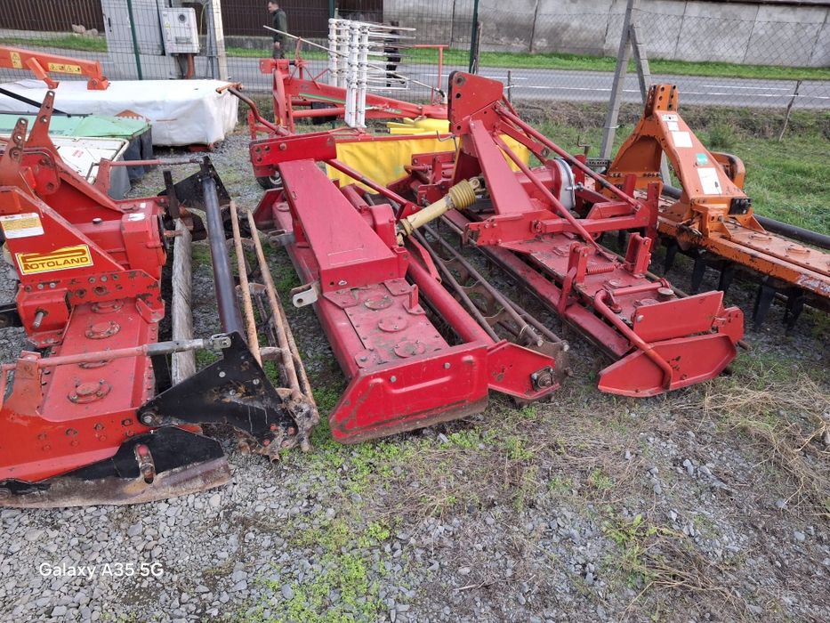 Grapa rotativa dupa tractor