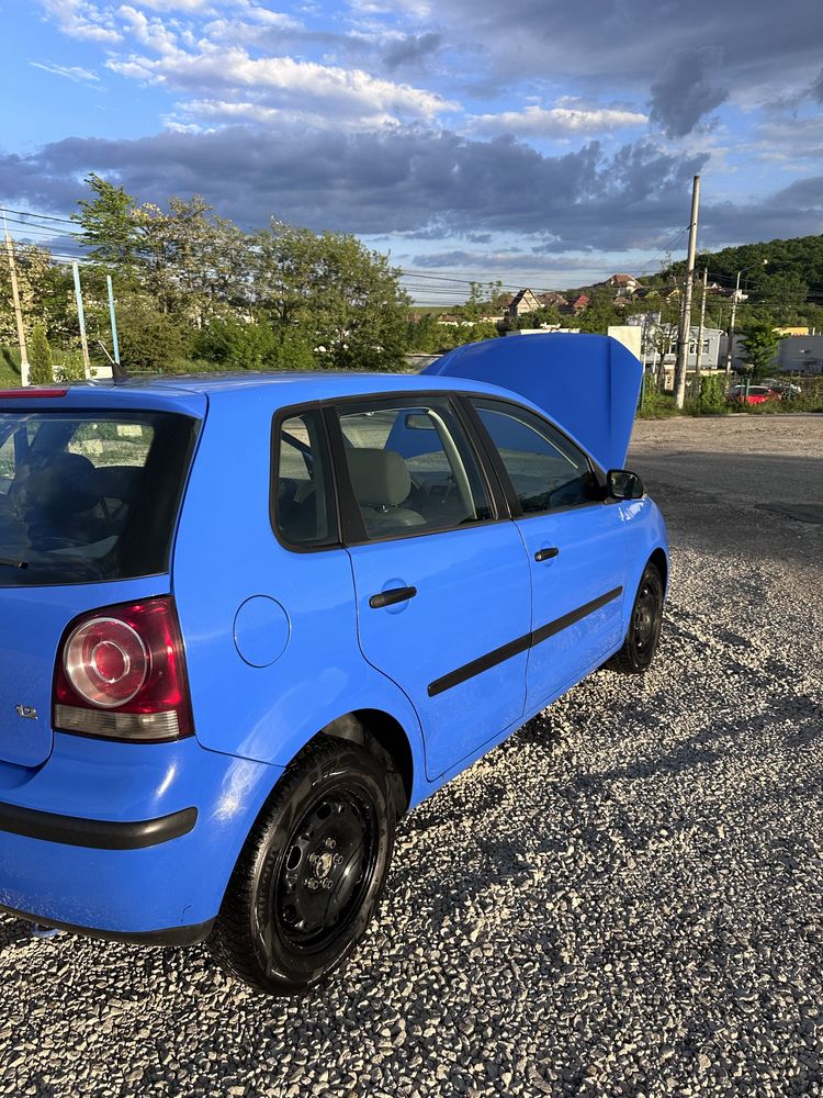 Vând Volkswagen Polo 1.2