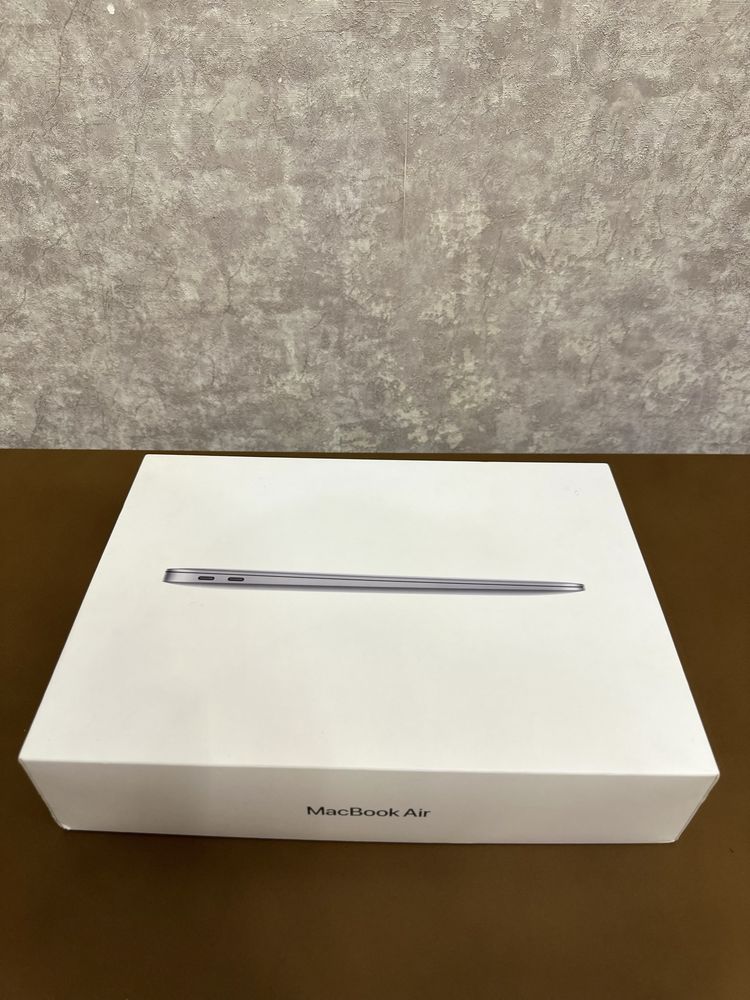 MacBook Air 13-inch продам