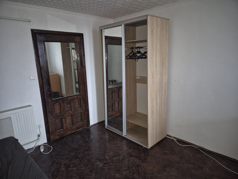 Închiriez garsoniera confort 1. Zonă centrală.