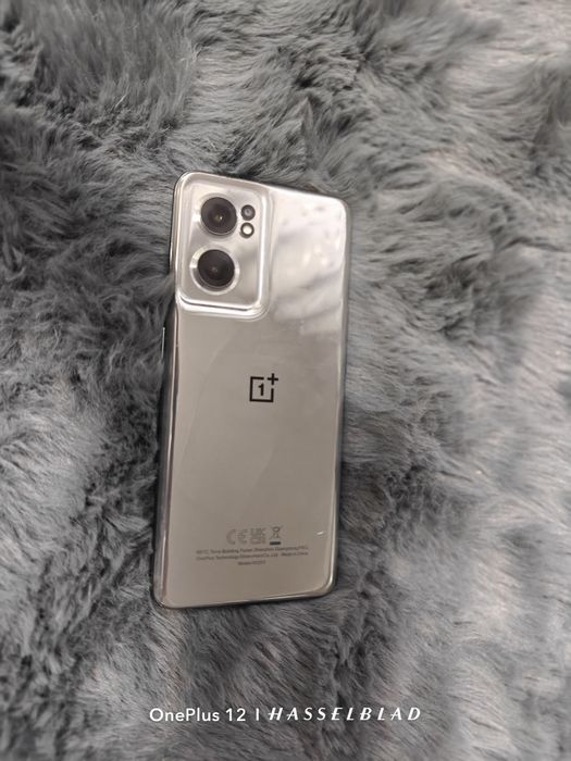 Телефон продам OnePlus Nord ce 2