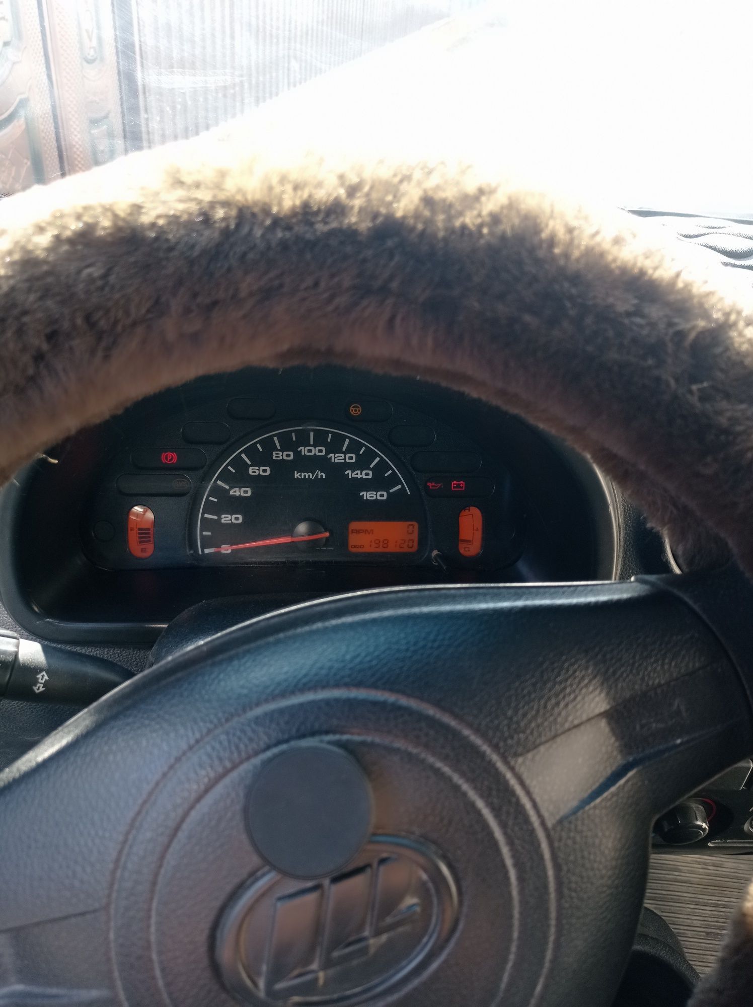 Лифан гурзавой автамашинаси