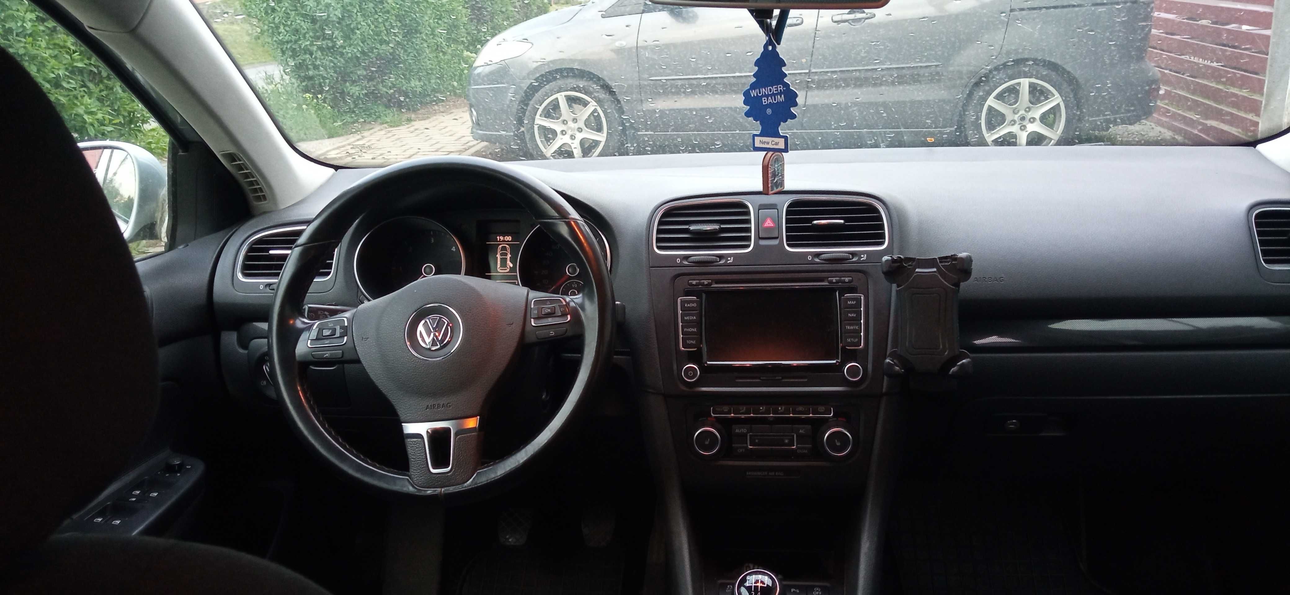 Vând Volkswagen golf 6