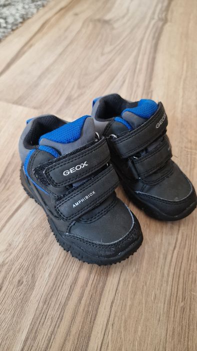 Ghetuțe bebe Geox