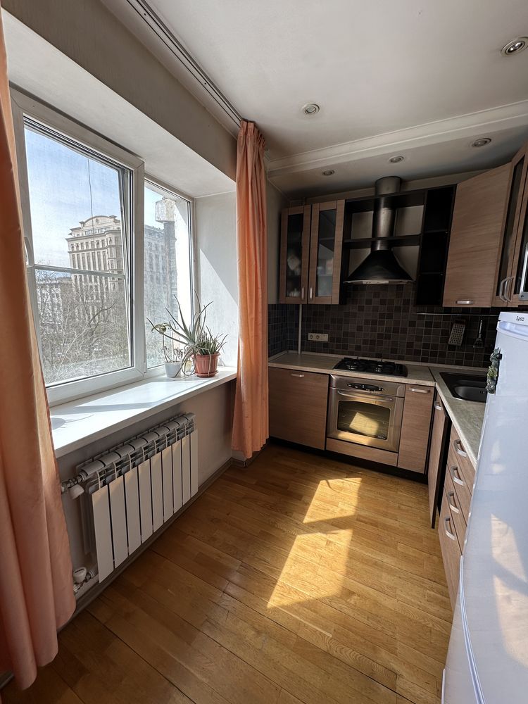 Продам 1-комнатную квартиру в центре Алматы