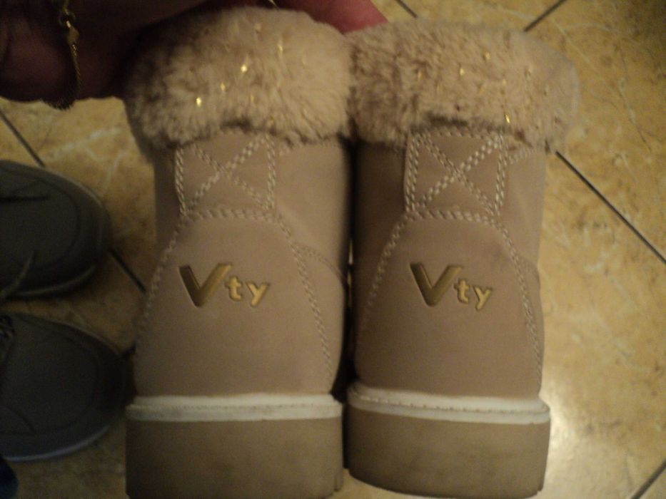 Ghetute imblanite,adidasi copii