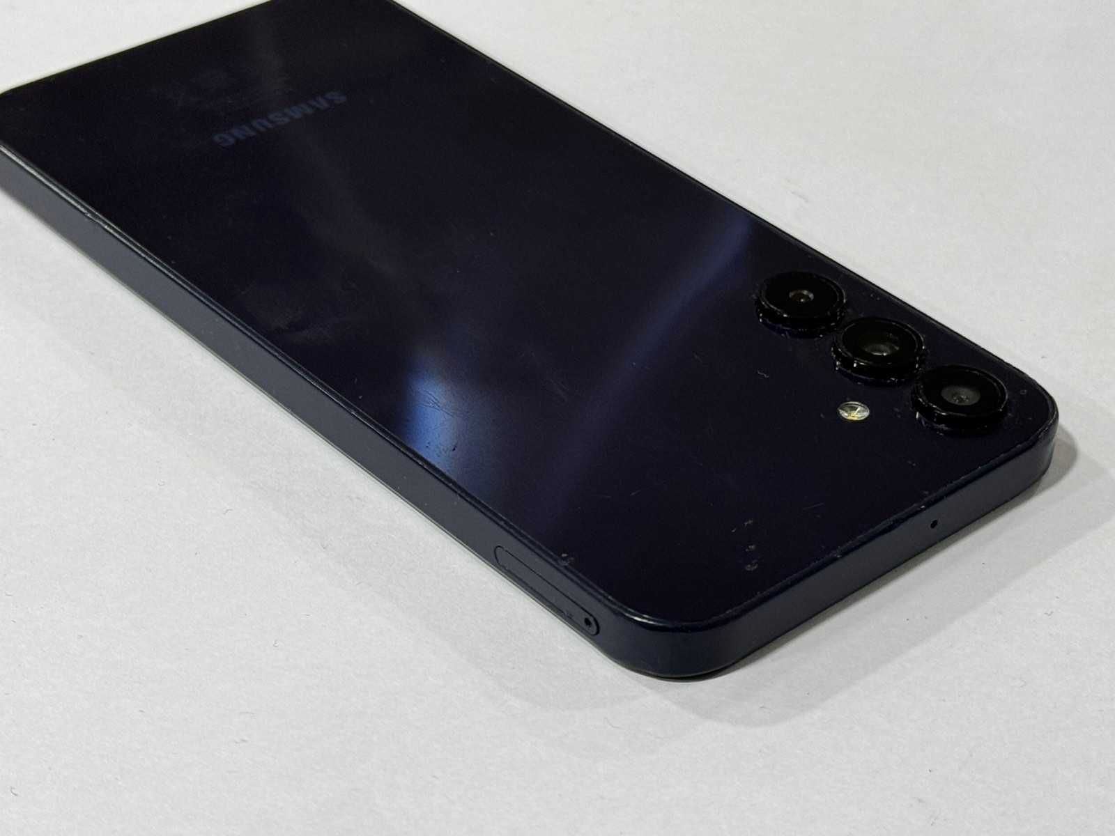 Продавам Samsung A15 128gb