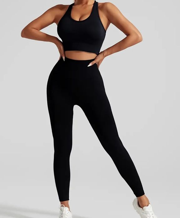 Спортен комплект -Чисто нов