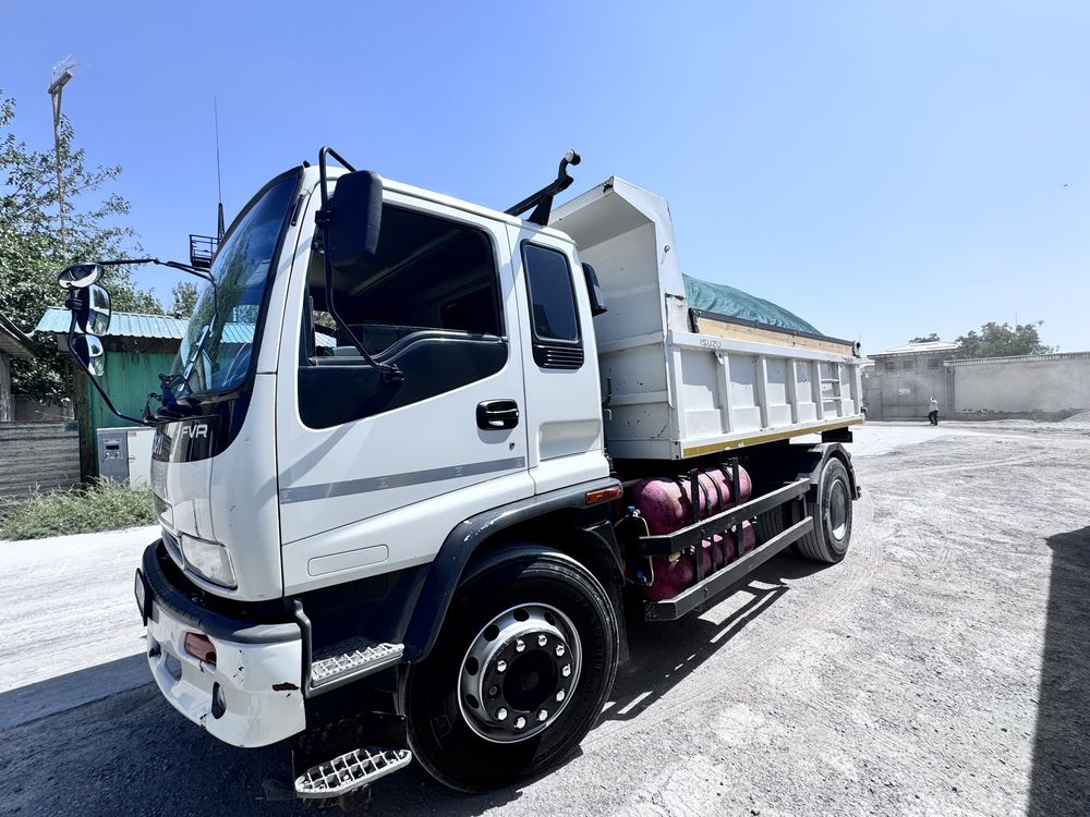 Isuzu FVR 10 tonnali samosval 2019 - yil 230 min yurgan masofasi