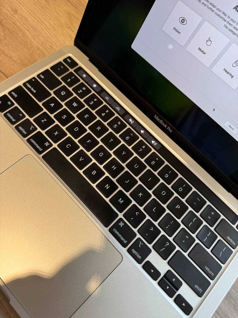 Macbook Pro M1 2020 512GB SSD 8GB RAM