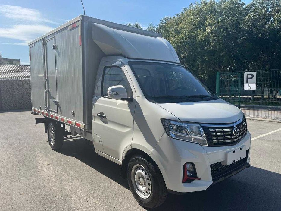 Продается торговый фургон KYC — автомобильный суббренд Changan.
