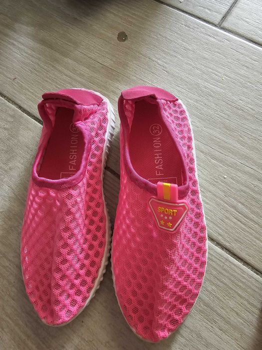 Pantofi sport tip slip-on – roz neon Mărime 32