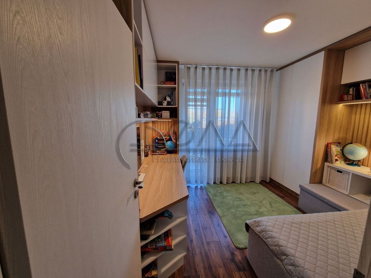 Продава се Тристаен апартамент в София, Кръстова вада - 108 кв.м за 3417 €/кв.м - Снимка #10