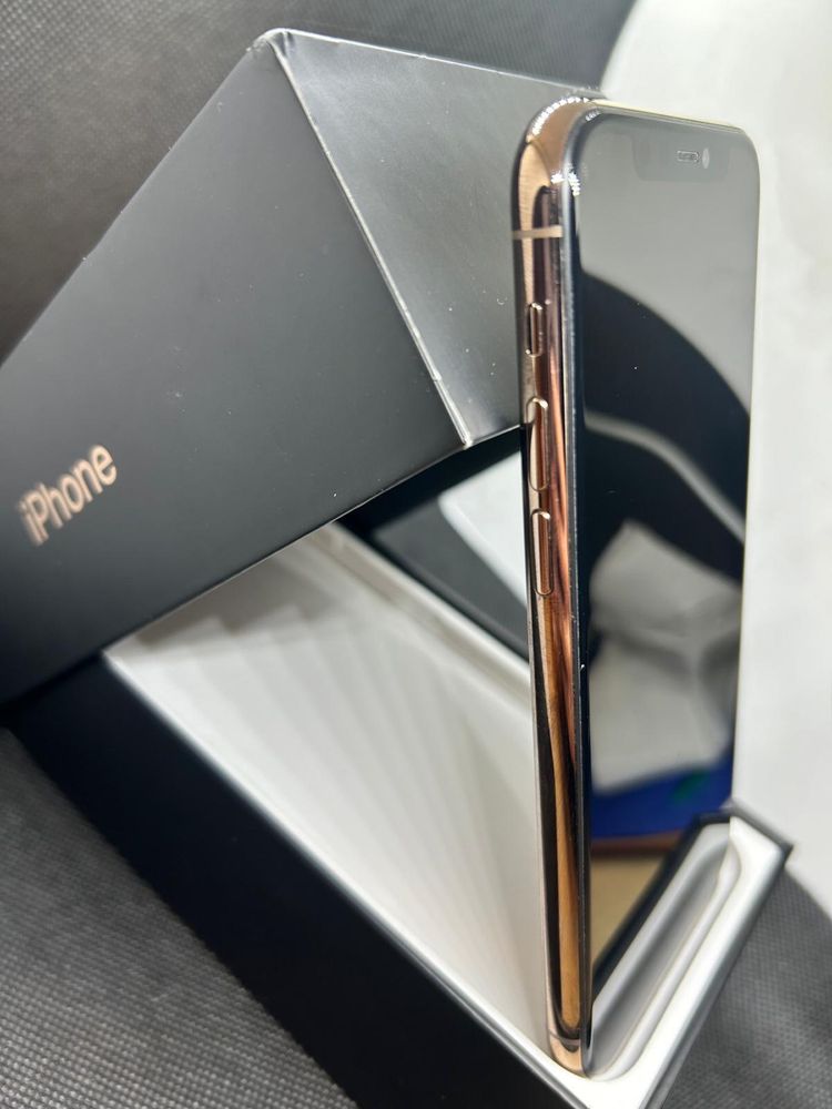 Iphone 11 pro  gold