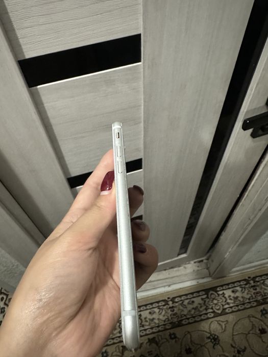 Iphone 8 в хорошем состоянии