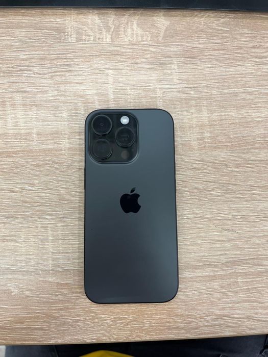 Продается айфон 16 про 256