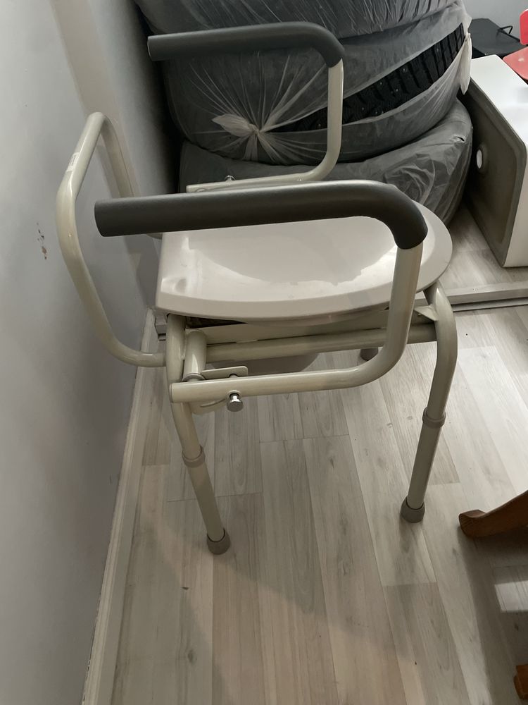 Кресло туалет