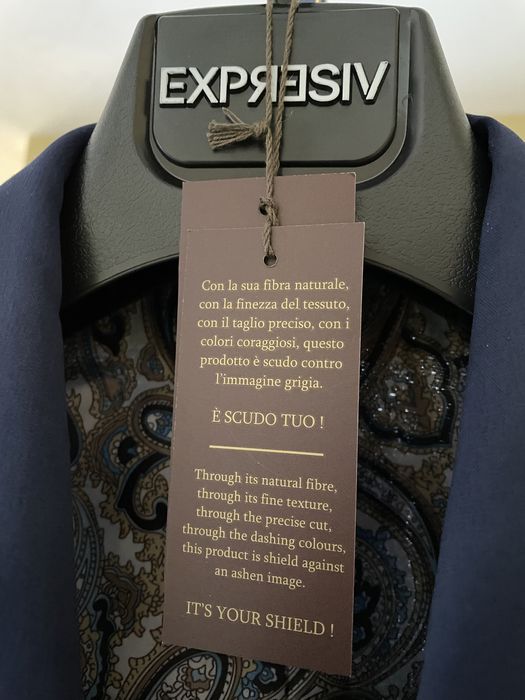 Costum mire Escudo Bleumarin Adalin