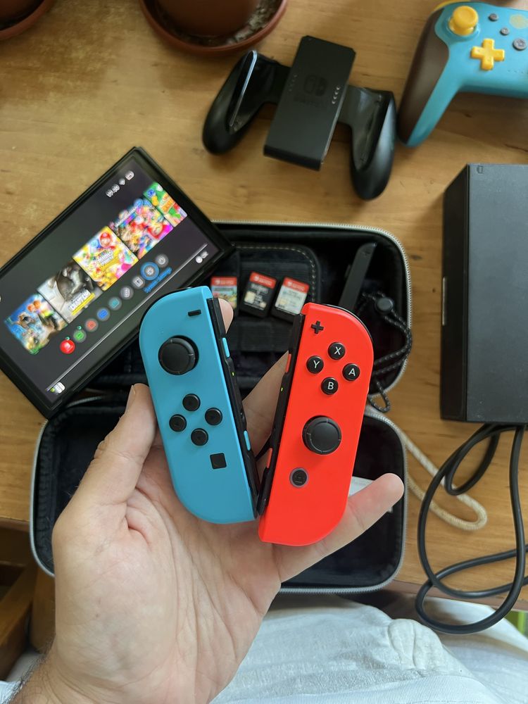 КОМПЛЕКТ С 5 ИГРИ Nintendo Switch OLED + Steelplay controller